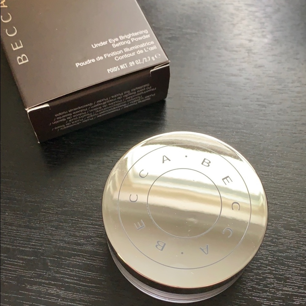 BECCA Under Eye Brightening Setting Powder (NWT)